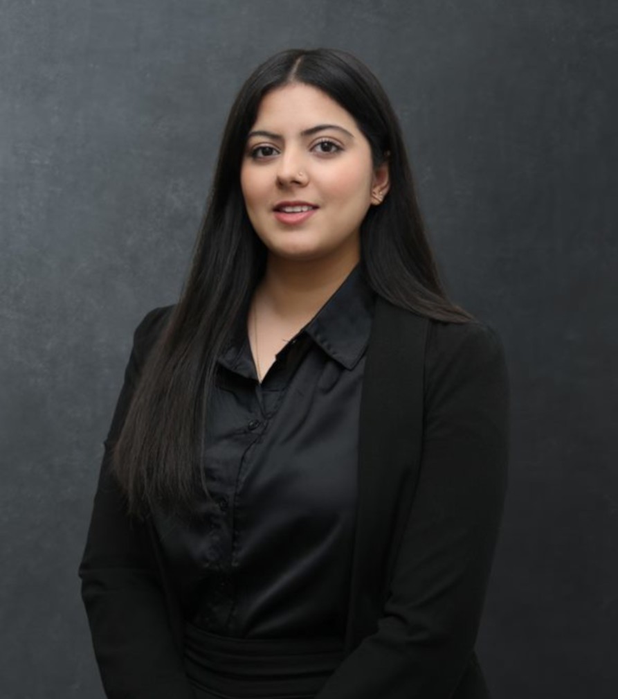 A photo of Mehak Tariq, a senior paralegal at the London office of Axis Solicitors.